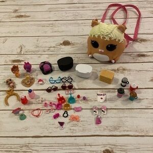 L.O.L  Surprise Biggie Pets Accessories Loose and Hammy Backpack Piggy Bank
